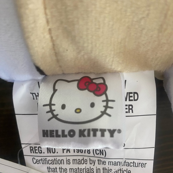 Hello Kitty Plush Pillow Buddy - Picture 7 of 7